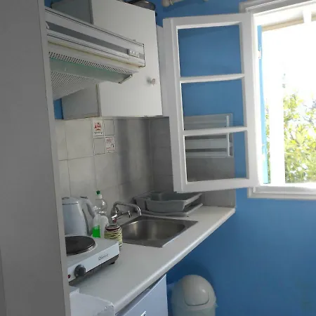 Blue White House Apartment Kalamitsi  Exterior photo