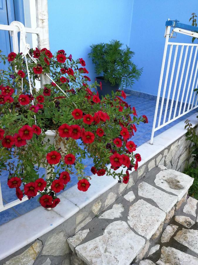 Apartment Blue White House Kalamitsi (Lefkada)